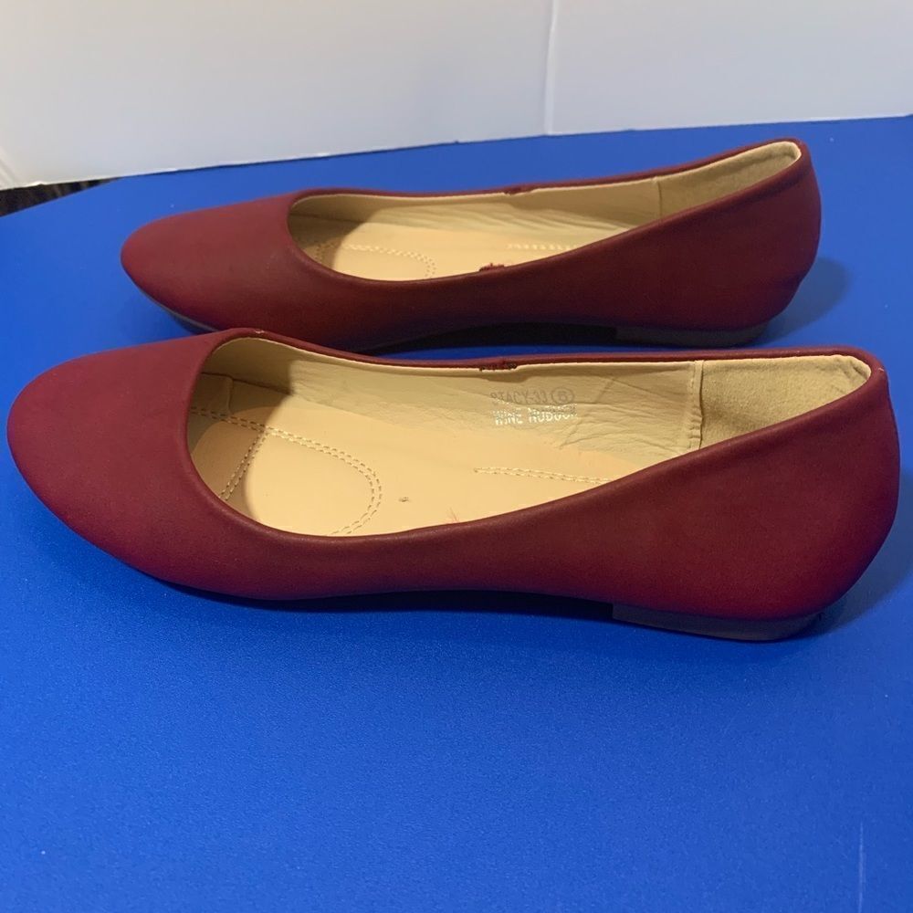 ‎Bella Marie Flats